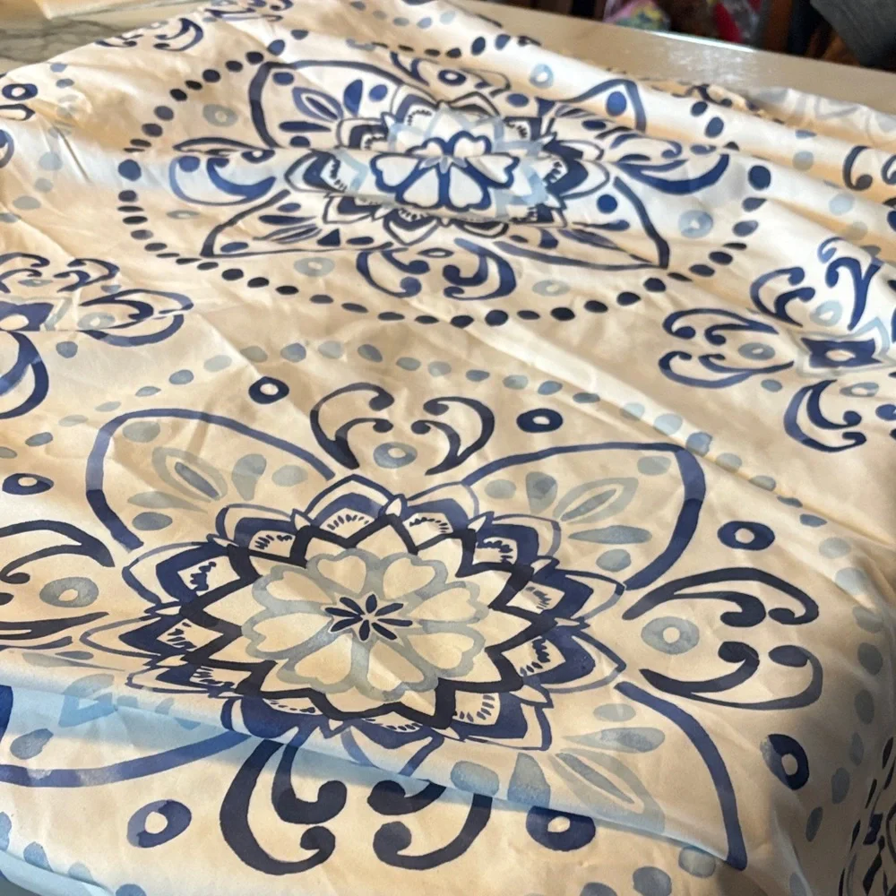 Shower Curtain Blue and White. Floral Medallion Classic Bathroom Style